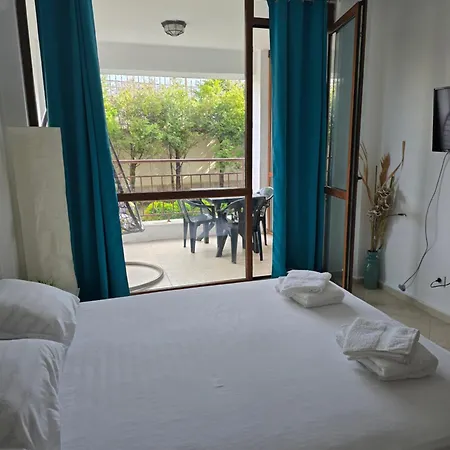 Elia Relax & Lux アパートホテル 3*