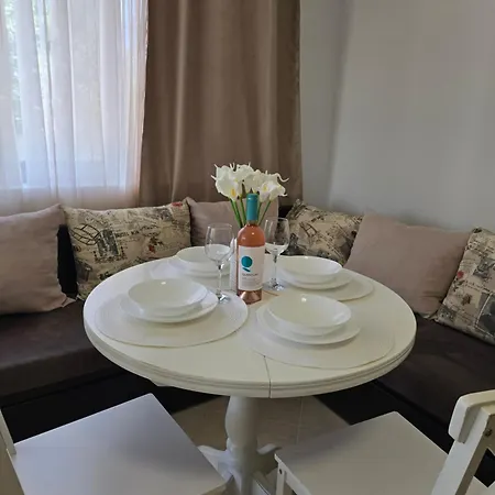 Elia Relax & Lux 3* 아헬로이