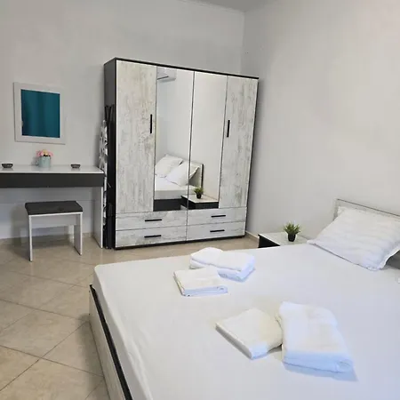 Elia Relax & Lux 3* 아헬로이