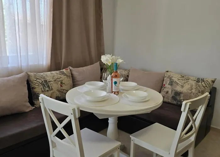 Elia Relax & Lux Апартхотел 3*