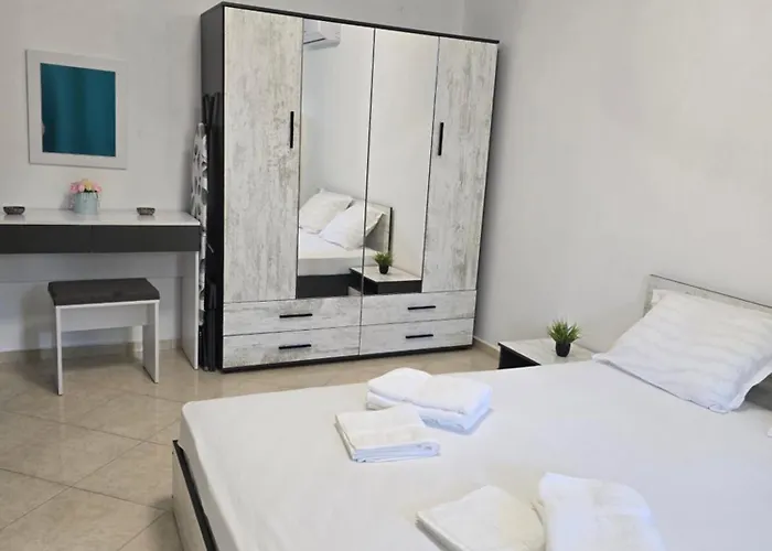 Elia Relax & Lux 3* Ахелой